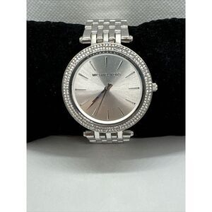 Michael Kors Darci MK3190 Womens Silver Stainless Steel Analog Dial Watch JNA420